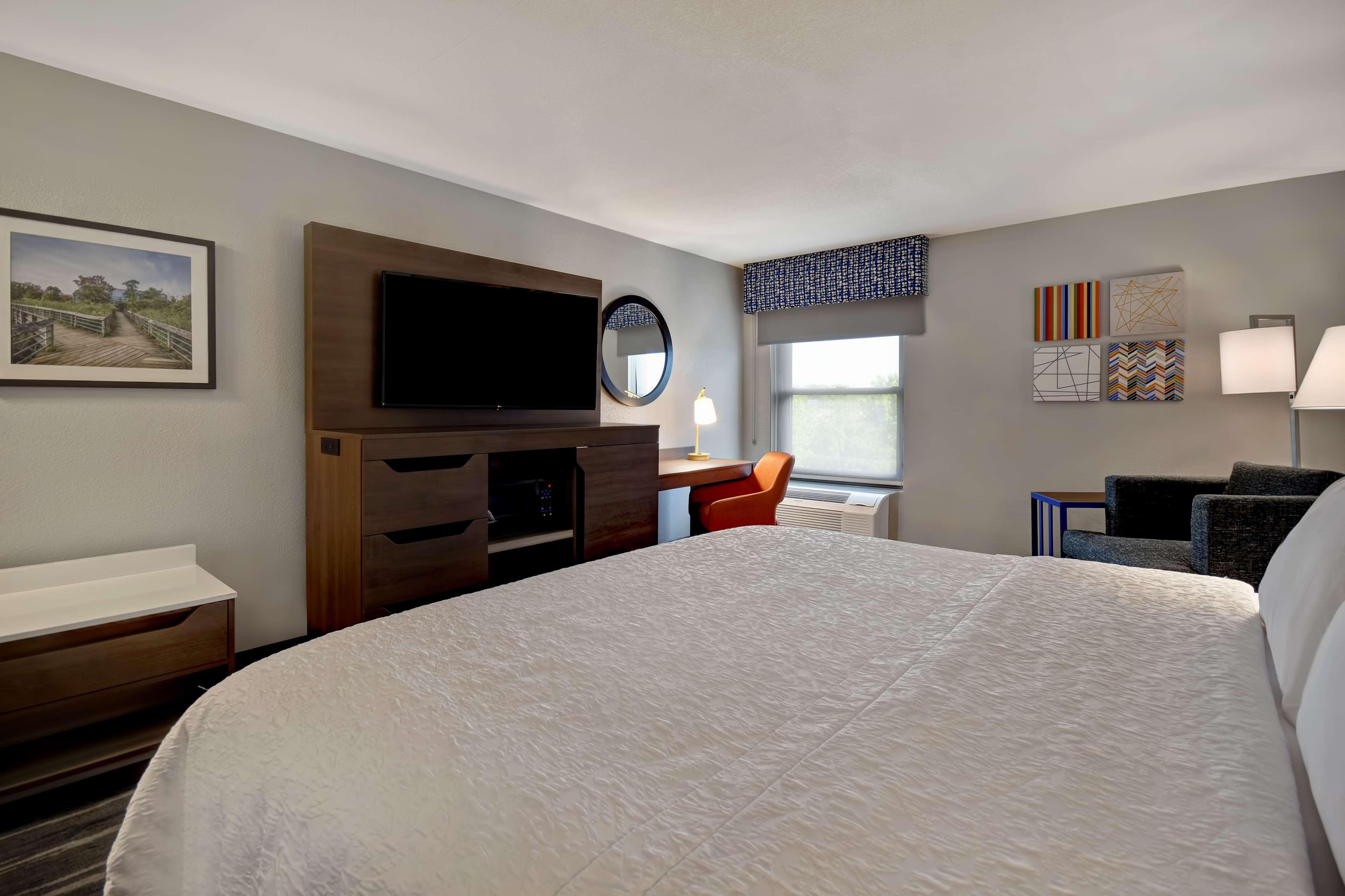 Hampton Inn Potomac Mills Woodbridge Exterior photo