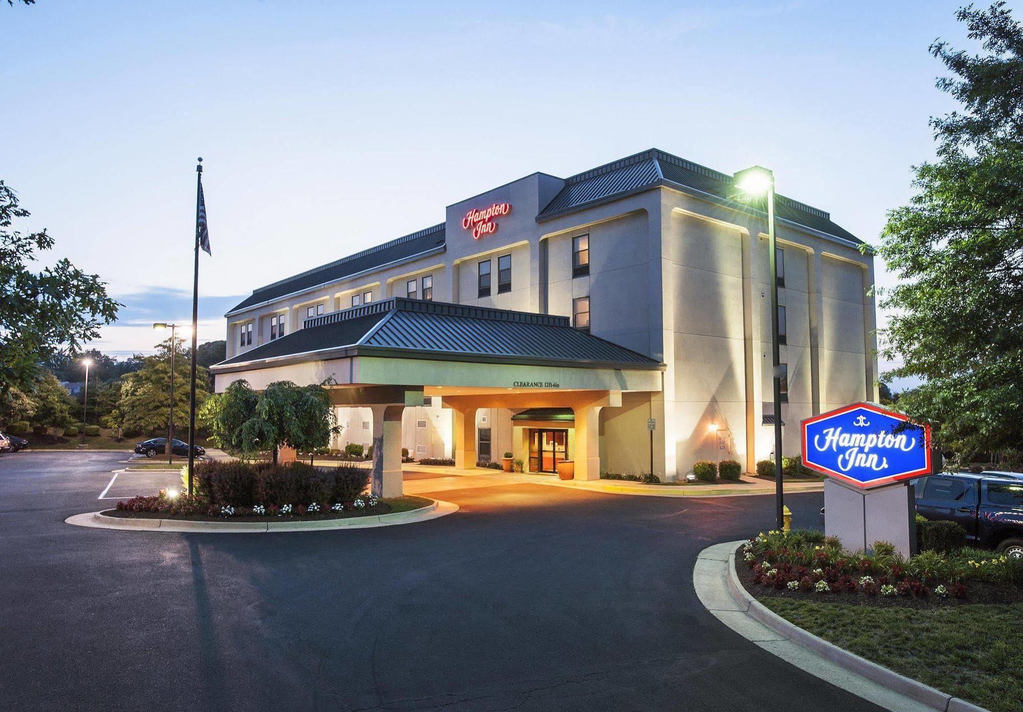 Hampton Inn Potomac Mills Woodbridge Exterior photo